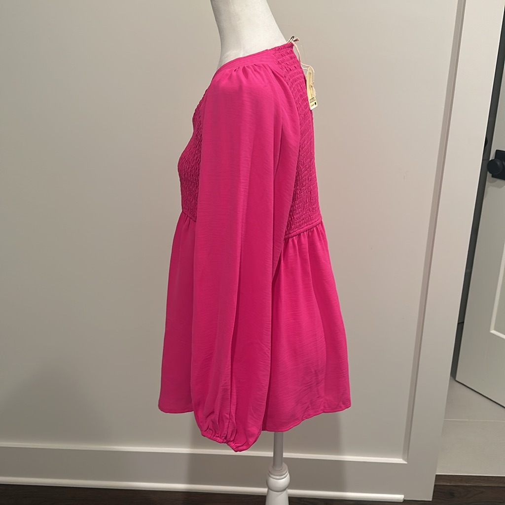 Nwt Jodfil Boutique Hot Pink Top Sz M — image 2 of 4